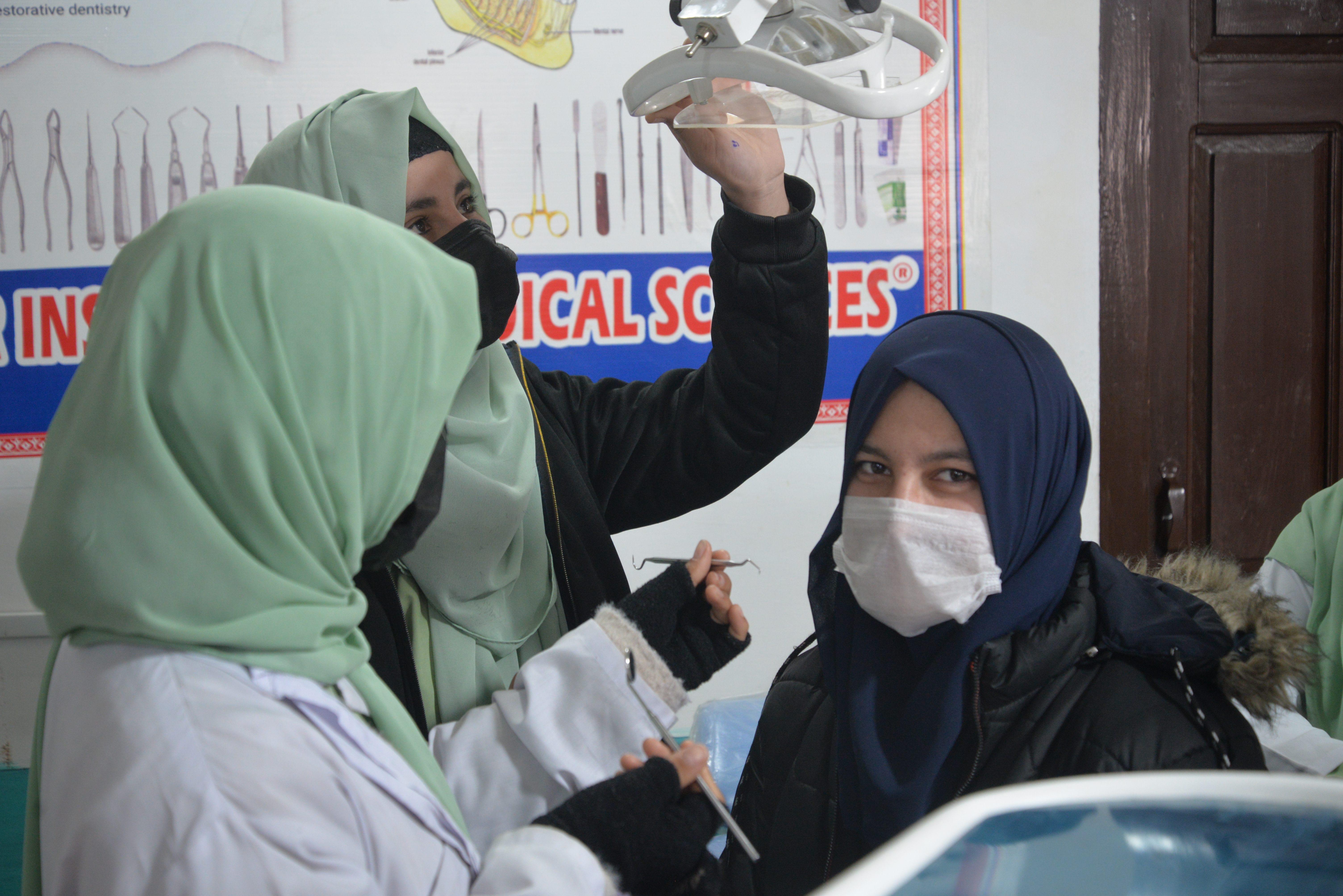 Dental Tech 1